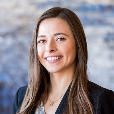 Anna Kleinhenn headshot image