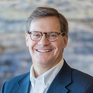 Steven Lilly headshot image